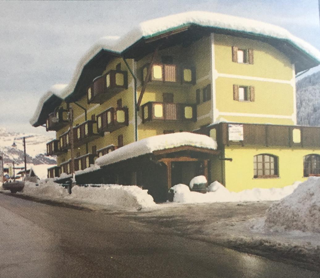 Hotel Tosa Madonna Extérieur photo